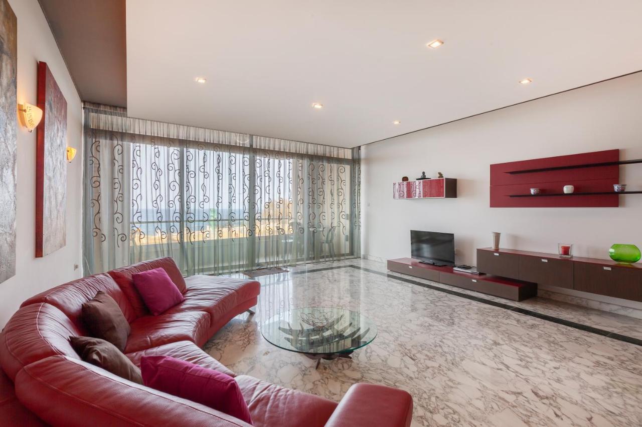 Spacious Seafront Apt With Living, Sofa, Wifi & Ac By 360 Estates Sliema Buitenkant foto